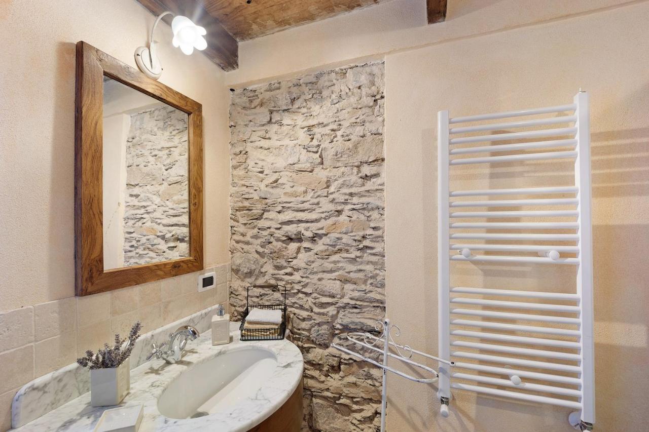 Вилла Casa Vittorina Cesio Экстерьер фото
